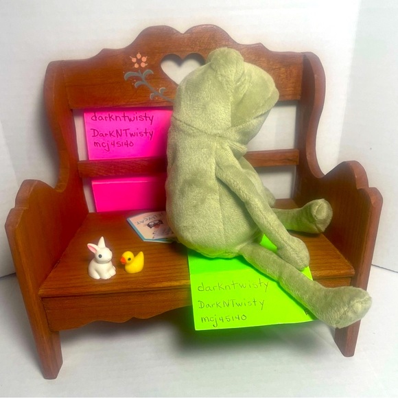 BNWT JELLYCAT ONE LITTLE FERGUS FROG PRICE FIRM - Picture 3 of 15